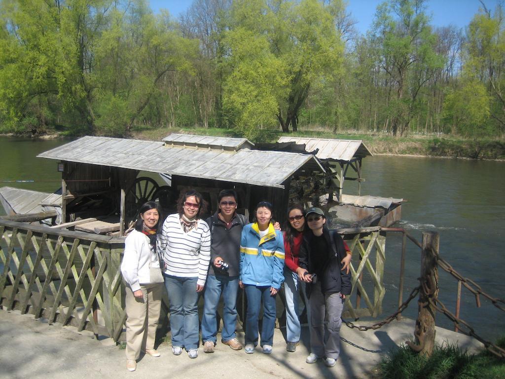 Tourist Farm Salamun Βίλα Banovci Εξωτερικό φωτογραφία