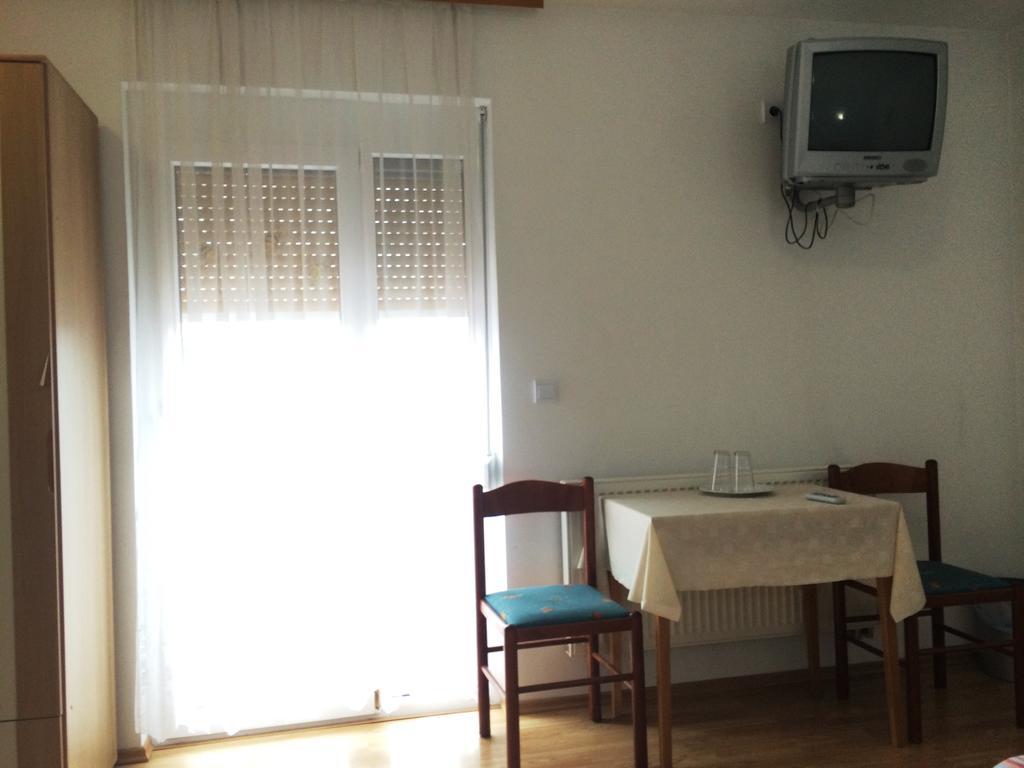 Tourist Farm Salamun Βίλα Banovci Εξωτερικό φωτογραφία
